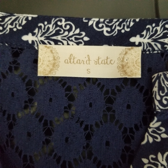 Altar'd State V-Neck Shift Dress - Picture 4 of 8